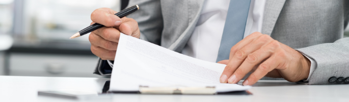 Should the roles of CFO and CRO be combined?